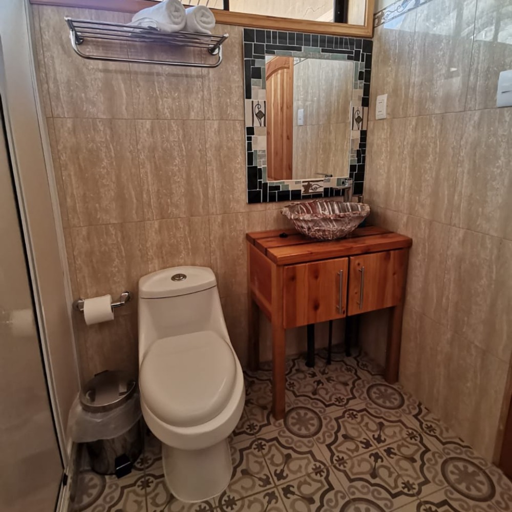 CABAÑA 2: PARA 4 A 5 PERSONAS - Imagen 5