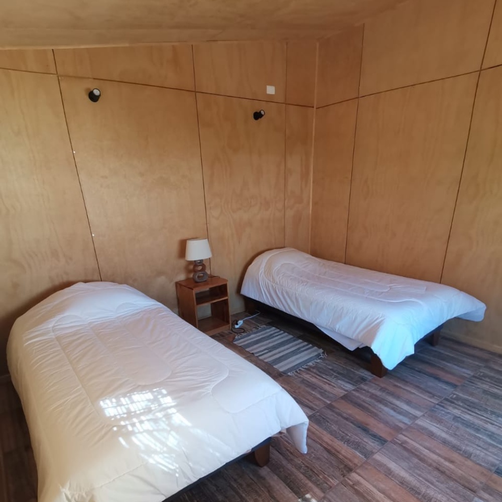 CABAÑA 2: PARA 4 A 5 PERSONAS - Imagen 4