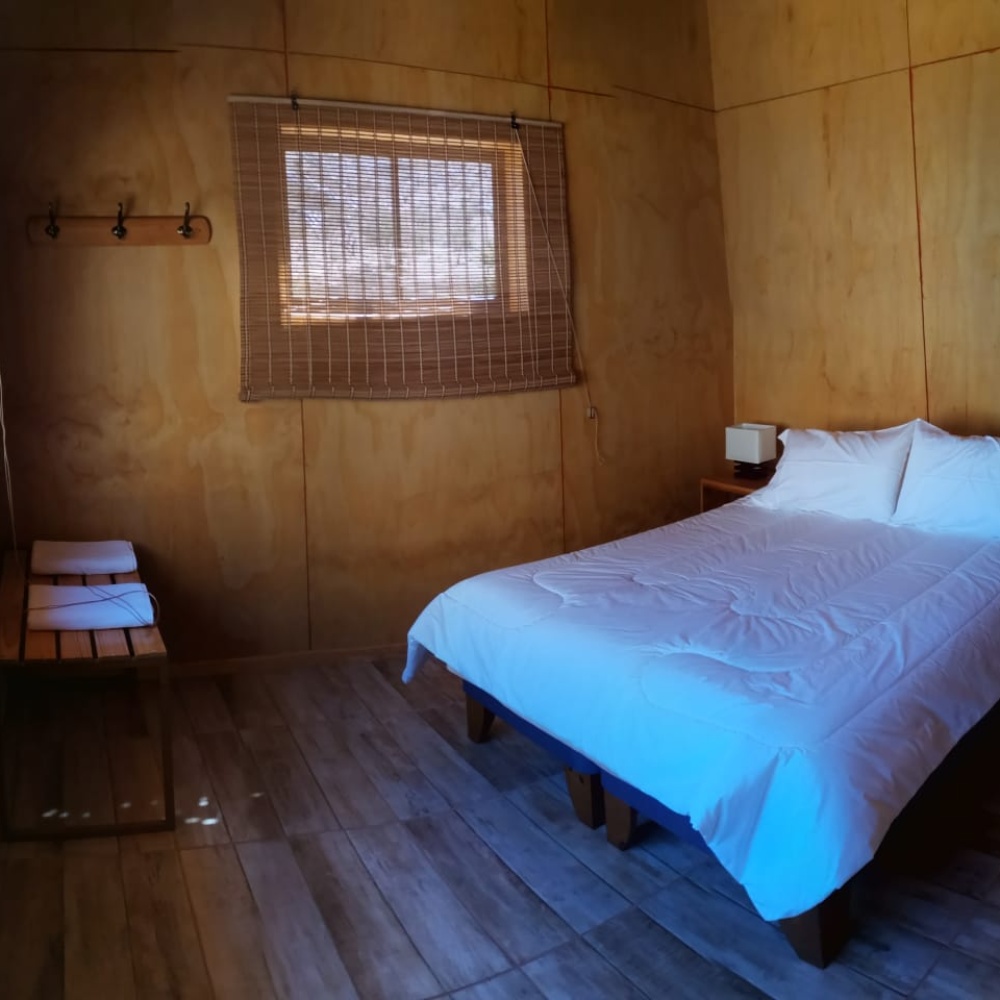 CABAÑA 3: PARA 4 A 5 PERSONAS - Imagen 3